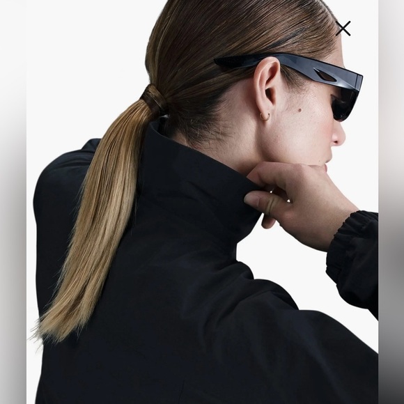 Nike Sportswear Everything Wovens Repel UV Jacket Women’s XL NEW With Tags. - Picture 5 of 7